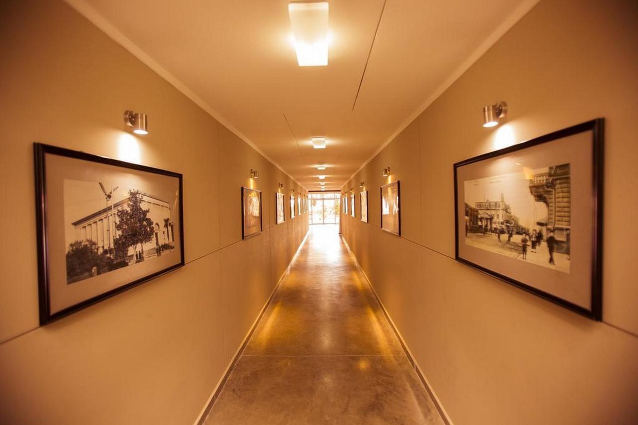 Aparthotel Selfie バトゥーミ エクステリア 写真